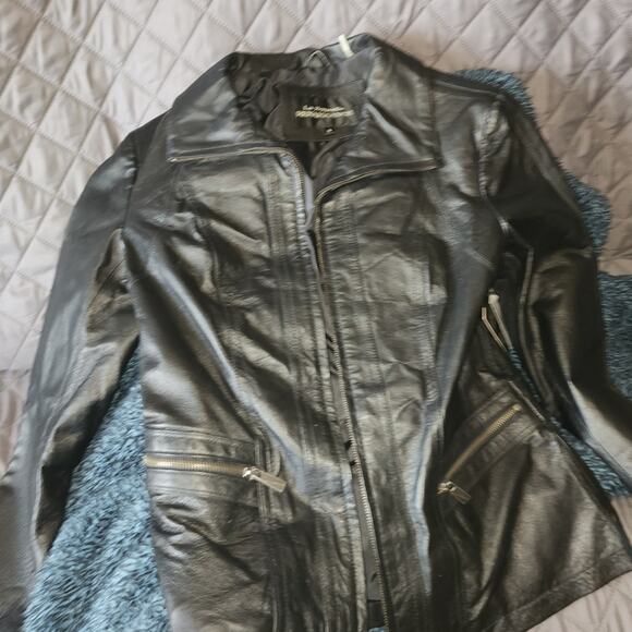 LA NOUVELLE RENAISSANCE. NWT WOMENS LEATHER MOTO JACKET - Picture 10 of 15